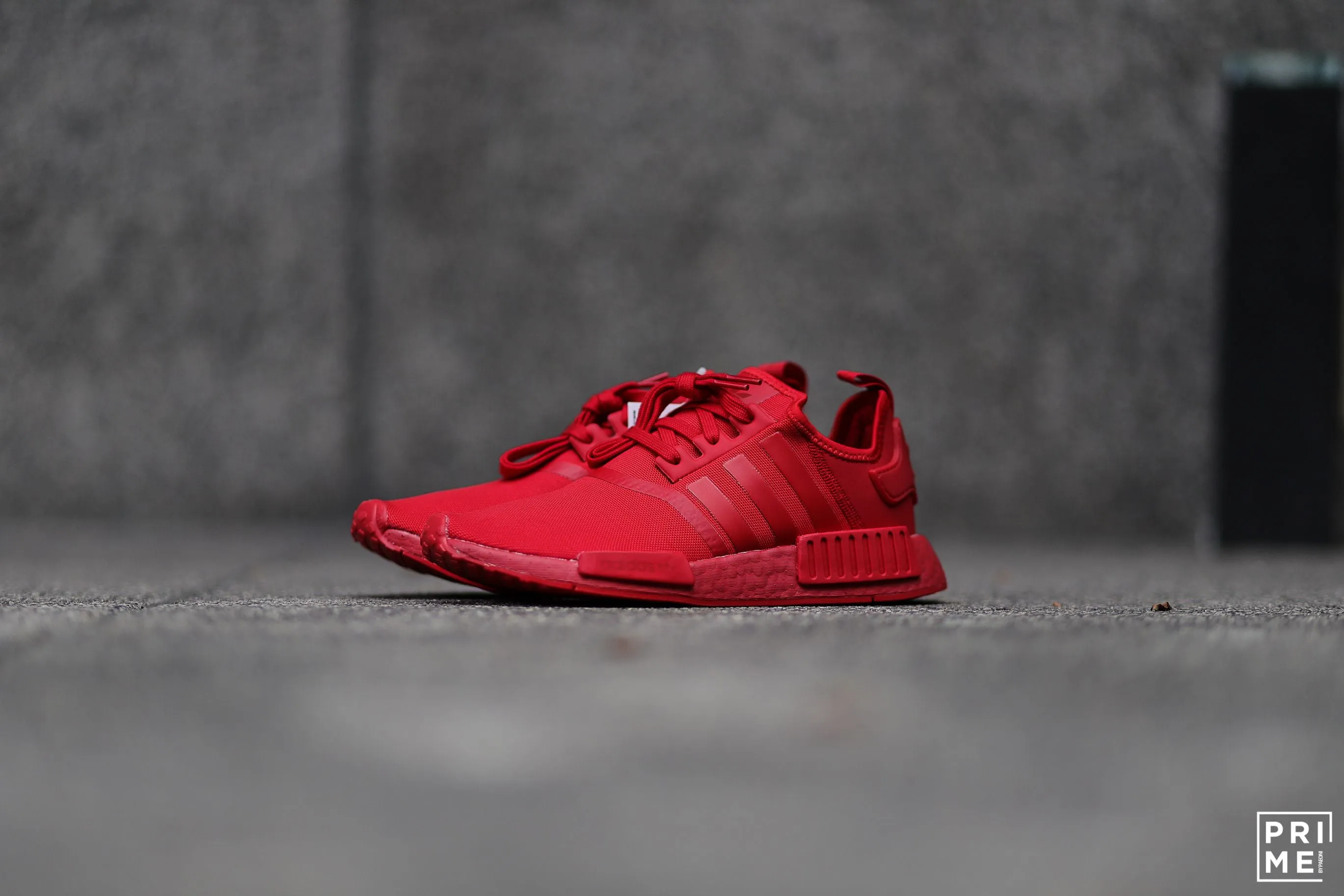 Adidas NMD R1 Triple Red (FV9017)