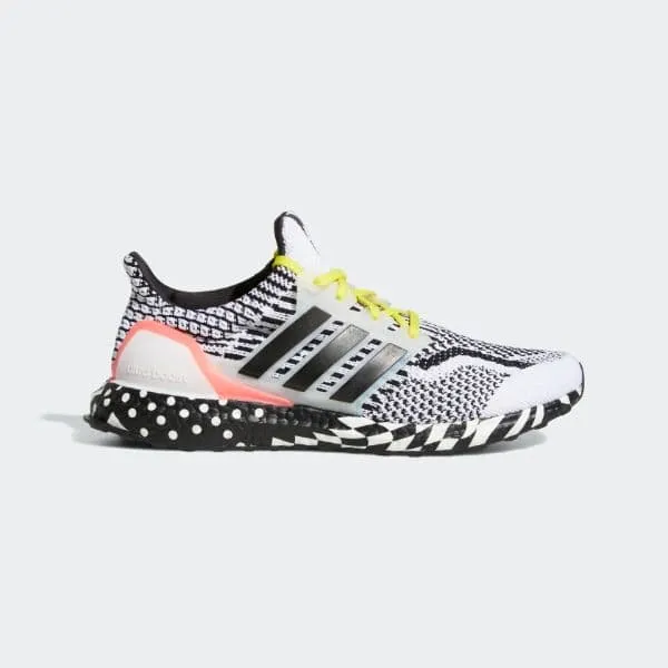        Adidas ULTRABOOST 5.0 DNA GY0326