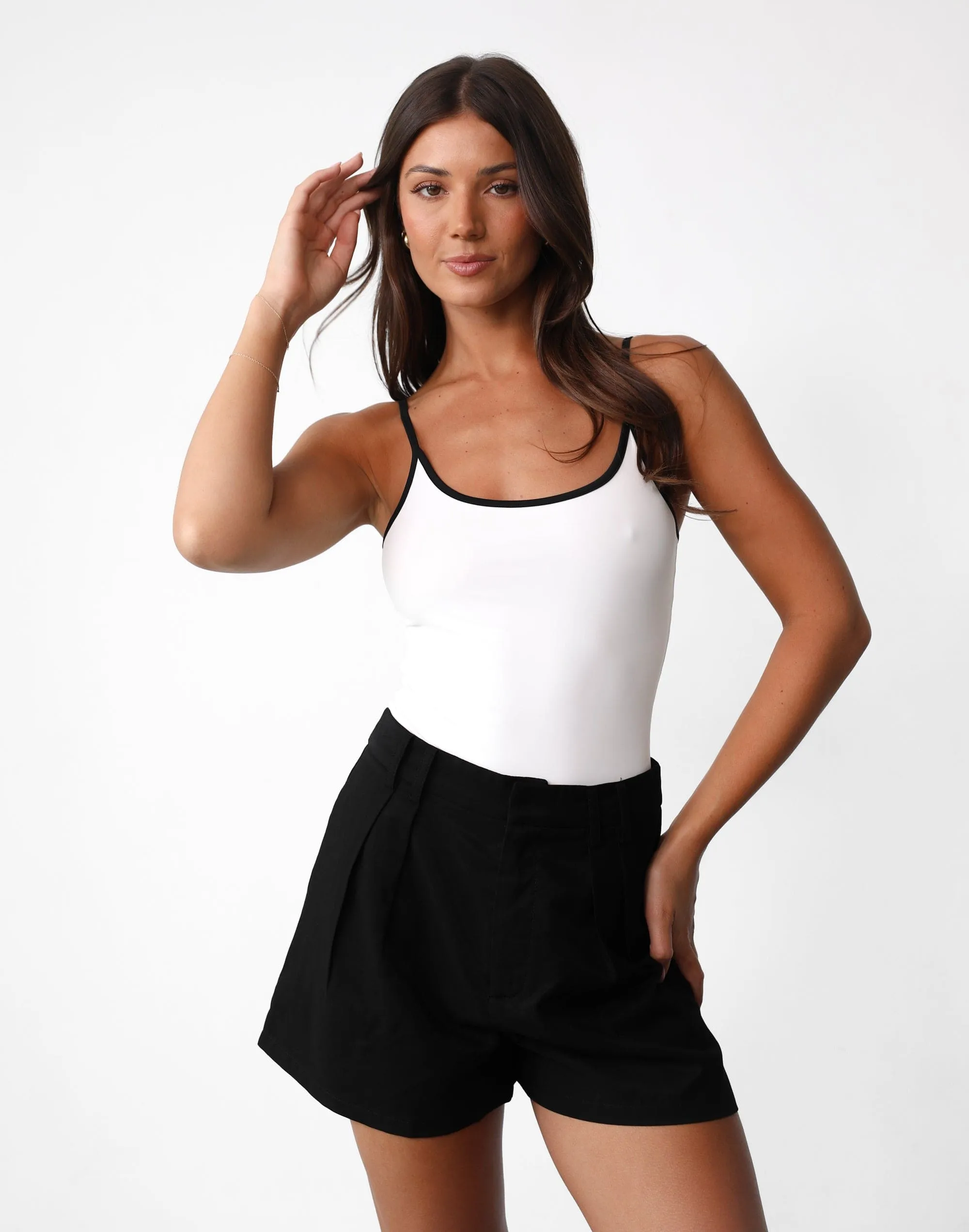 Novara Shorts (Black)