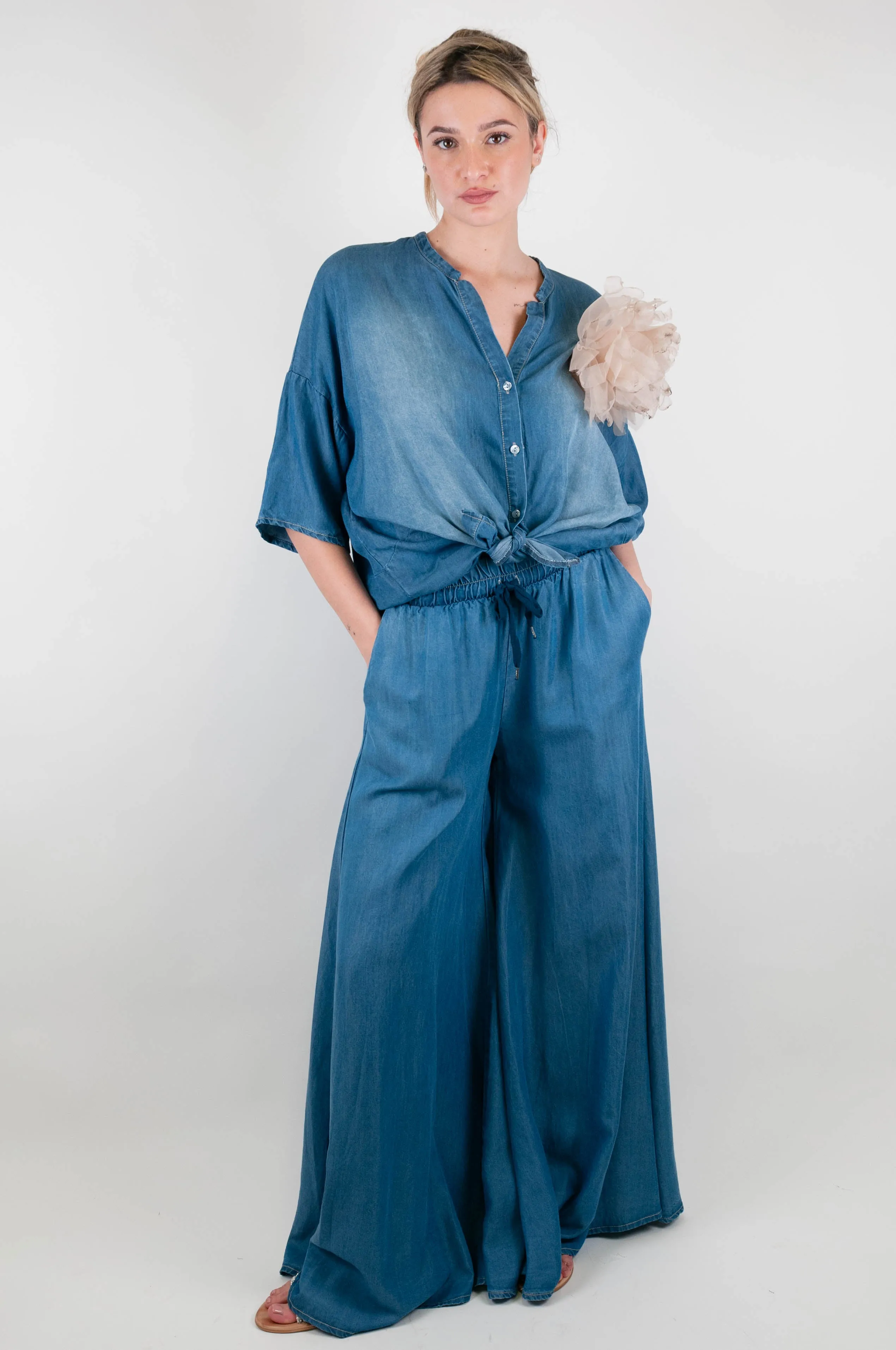 Tensione in - Pantalaccio palazzo con coulisse in chambray