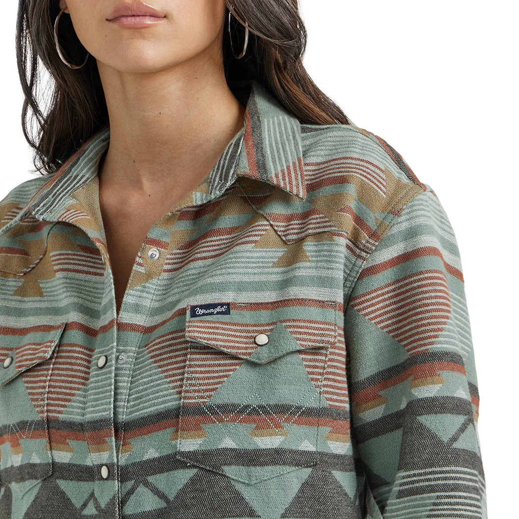 Wrangler Women's Retro Boyfriend Western Snap Shirt in Sage